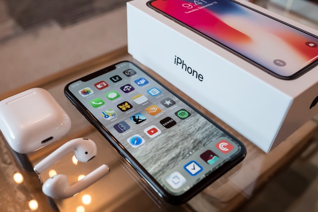 Apple Starts Sending Out iPhone 'Batterygate' Settlement Payments. What to  Know - CNET