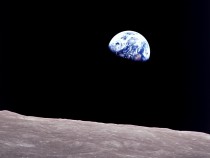 #SpaceSnap The History of Earthrise, the Most Popular Photo of Earth