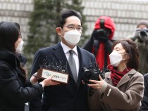 Samsung Electronics Vice Chairman Jay Y. Lee Appears at Court for Verdict on Corruption Charges