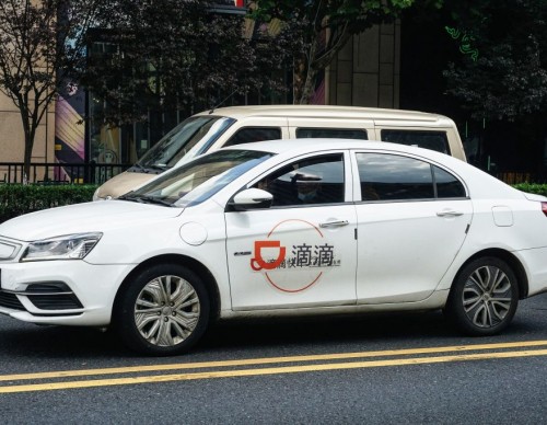Tech Giants are Challenging Didi's Dominance in China's Ride-Hailing Market