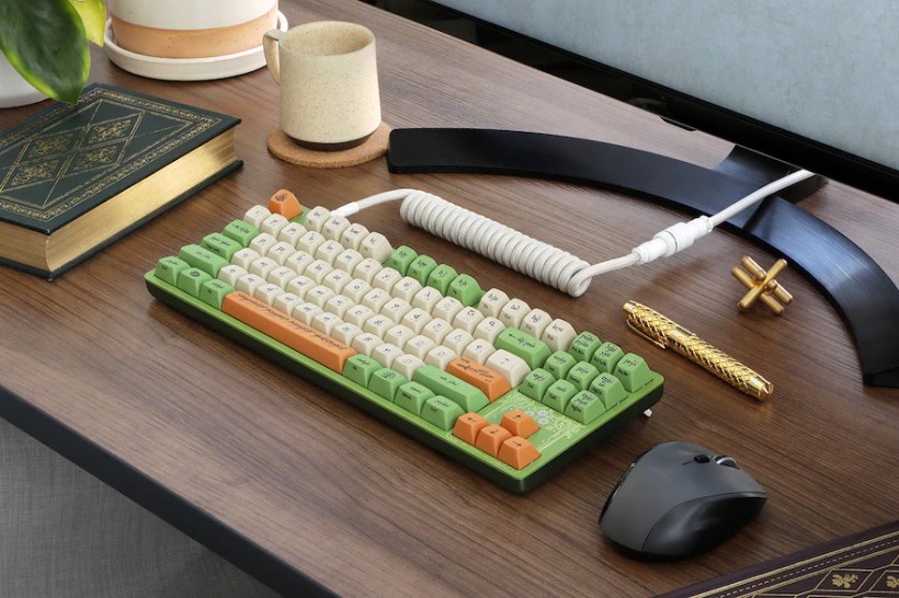 DROP LOTR-licensed Elvish keyboard