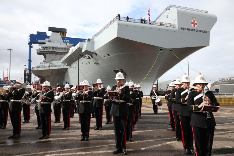 UK's Largest Aircraft Carrier Broke Down after Setting Sail for US