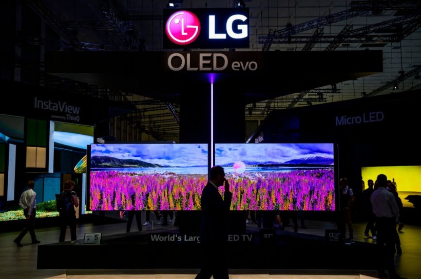 LG Art Lab Allows You to Buy, Sell NFTs From Your TV