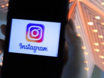 Instagram Logo blurry screen