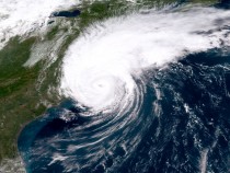 5 Storm Trackers You Should Consider Downloading During Hurricane Season