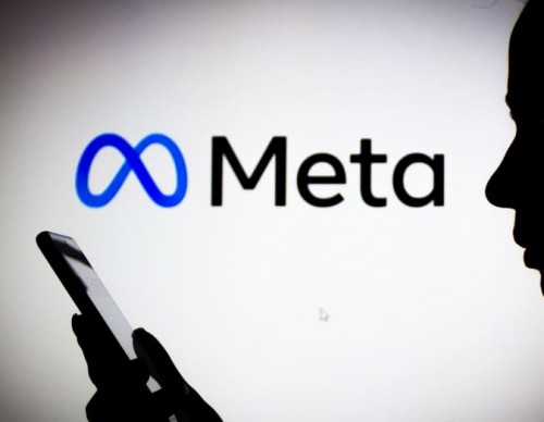 Meta Reportedly Freezes Hiring of New Employees — Are Layoffs Happening Too?