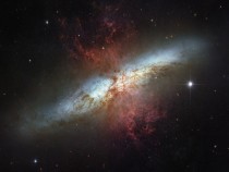 #SpaceSnap Hubble Space Telescope Snapped a Photo of the Cigar Galaxy for Its 16th Anniversary