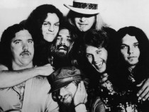 The Lynyrd Skynyrd Plane Crash Happened on This Day in 1997: Here are 5 Things You Should Know About It
