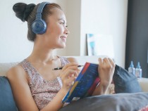 7 Language Podcasts You Can Learn From