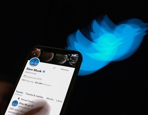 Apple Threatens To Withhold Twitter From The App Store, Elon Musk Claims
