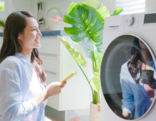 5 Portable Washing Machines Perfect For Tiny Living Spaces