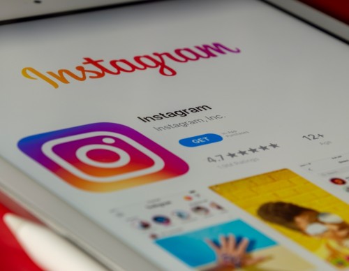 How to Add Voiceover to Your Instagram Reel
