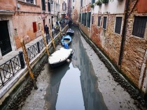 Dry Canals in Venice