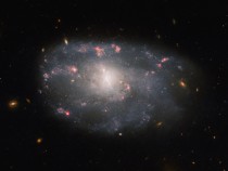 Hubble picture NGC 5486