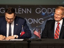 Czech foreign minister signs Artemis Accords