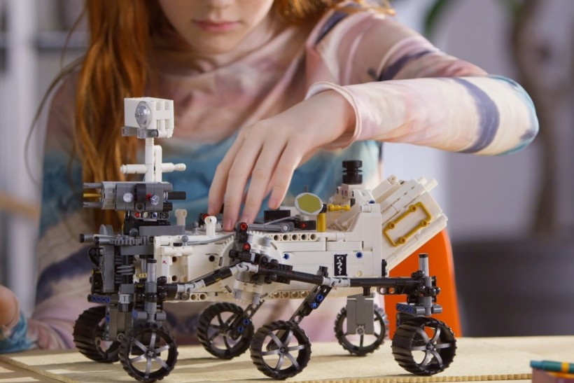 LEGO’s NASA Perseverance Mars Rover