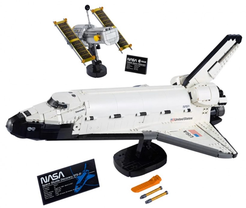 LEGO's NASA Space Shuttle Discovery