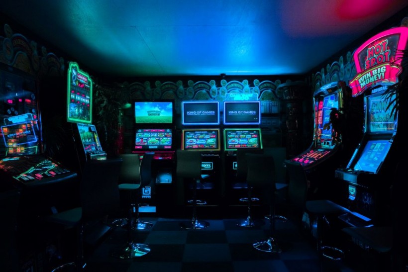 Arcade game cabinets