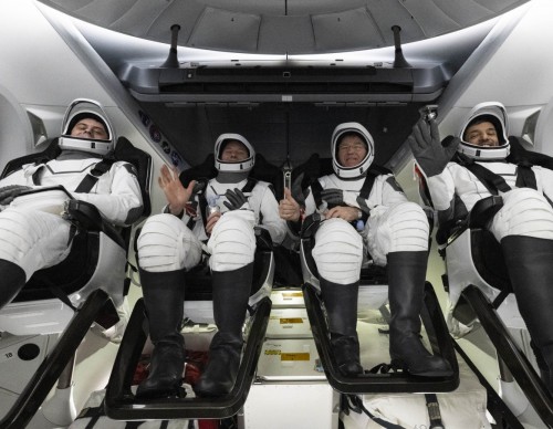 NASA SpaceX Crew-6 splashdown picture