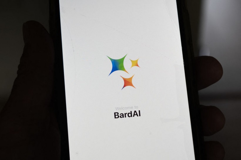 Google Bard AI Opens Chatbot for Teen Audience