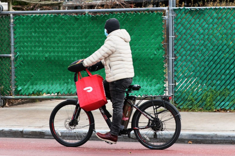 DoorDash Gets Rid of Upfront Tipping in NYC After Wage Increase
