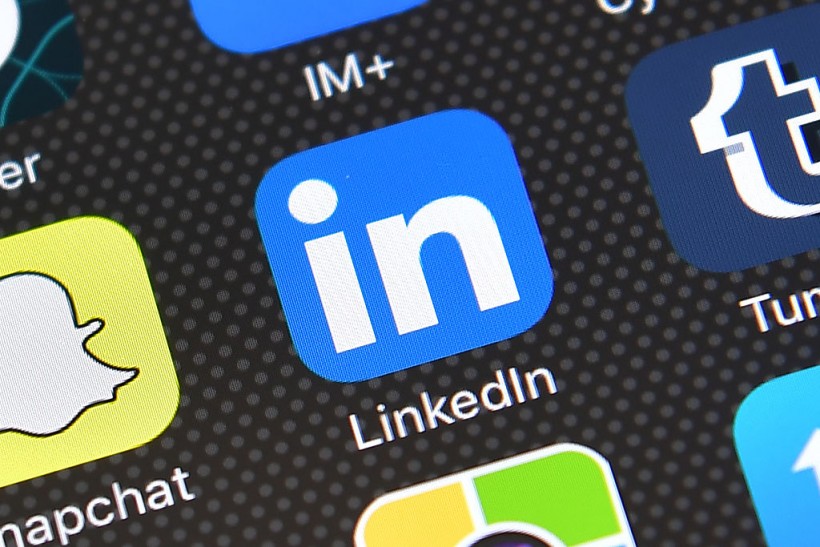 LinkedIn as a Dating App: 8 Reasons Why People are Using the Site to Look for Romantic Partners