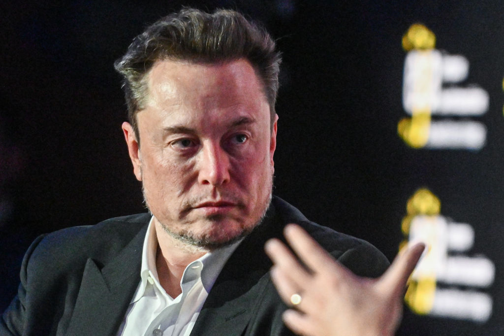 Elon Musk: X has Less Antisemitic Content Now Than Peers | iTech Post
