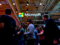 Microsoft In Talks to Use Its AI Chatbots to Help Write News Articles