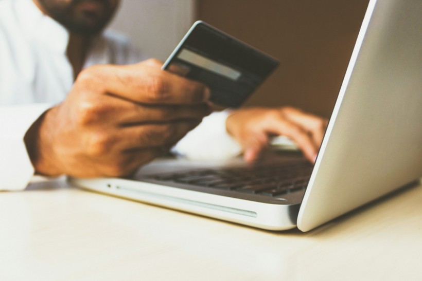 Online Shopping Budget Savers: How to Reduce Expenses During Sale Season