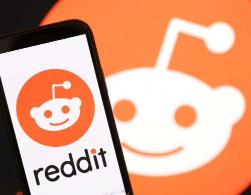 OpenAI to Bring Reddit Forum Boards to ChatGPT
