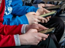 New York is Considering Stricter Social Media Content Limits for Children