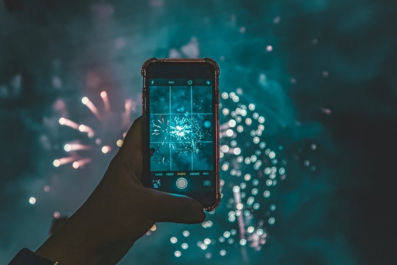 5 Great Cameras to Capture Crystal-Clear Fourth of July Fireworks