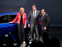 Chevrolet Debuts Its New 2016 Cruze