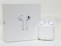 Apple AirPods 2016 Review: A Wireless Earbud That Gives Users Magical Music Experience