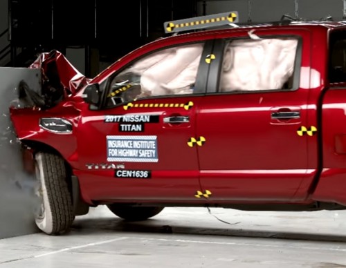 2017 Nissan Titan Gets ‘Marginal’ Rating In IIHS Crash Test