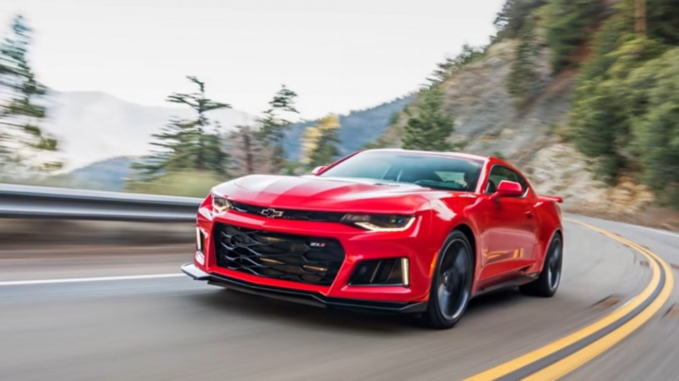 2017-chevrolet-camaro-zl1-a-mean-accelerating-machine-itech-post