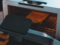 Stop Using Harmful Radiation Toasters! Balmuda's Steam-Based Toaster is Here! Would You Buy It at $329?