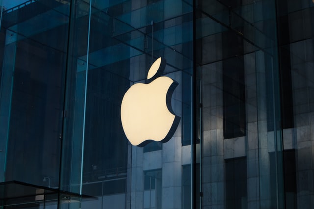 apple logo silhouette