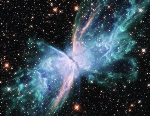 Hubble Space Telescope Captures Butterfly-Shaped Planetary Nebula