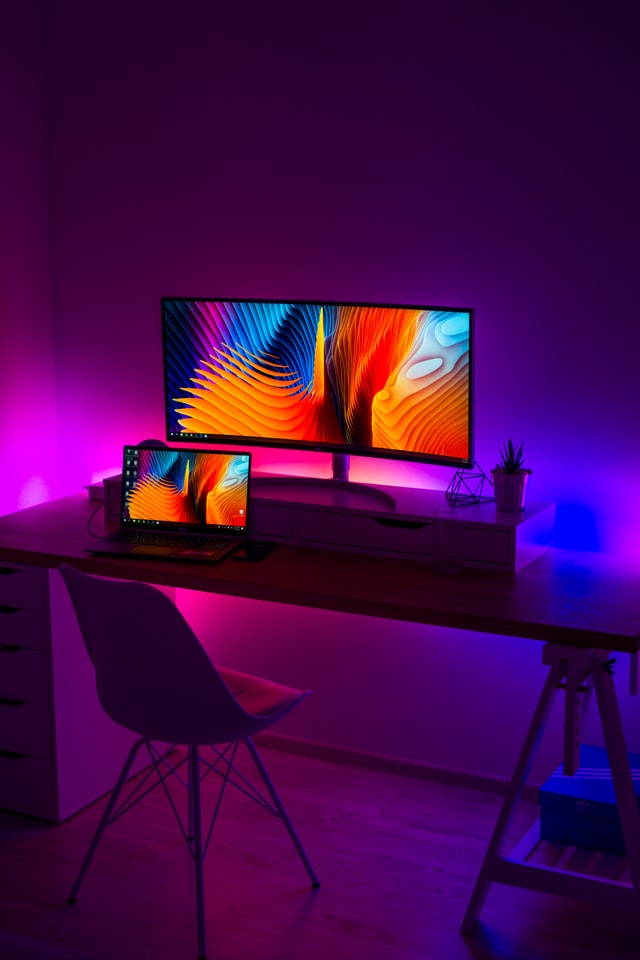 Impressive Computer Desk Choices: Which One Suits You?