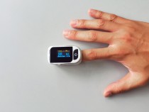 Blood Pulse Oximeters: How Can They Help Track Your Recovery?