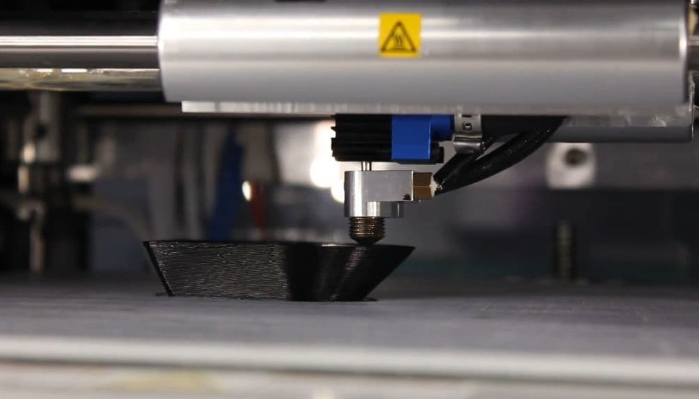 A Dyze Design 3D Printer