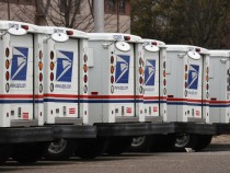 New USPS Trucks to Go Electric? US Lawmakers Want $6 Billion to Make This Happen!
