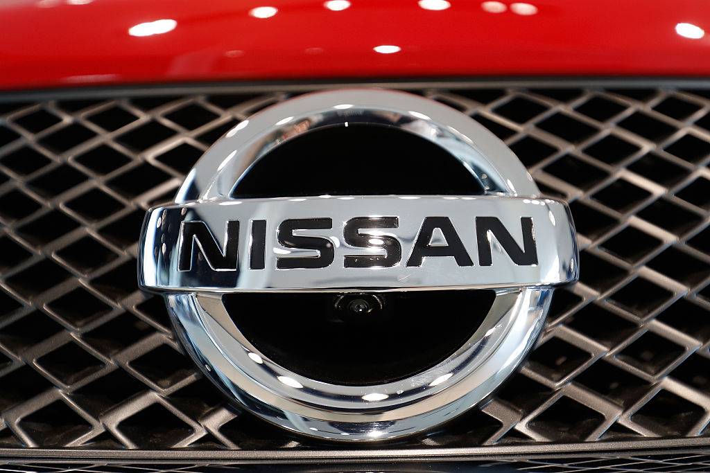 2022 Nissan GT-R Specs and Major Upgrades: Internal Tweaks, New Paint Scheme, Turbochargers Revealed!