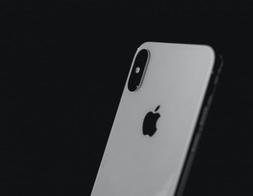 iPhone 13 Pro Leak Teases New Screen Display With 120 Hz Refresh Rates: Specs, Release Date and More Updates