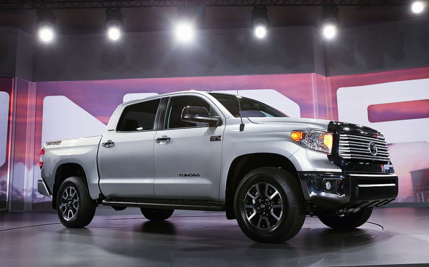 2022 Toyota Tundra Teaser Reveals Major Design Change New Headlights